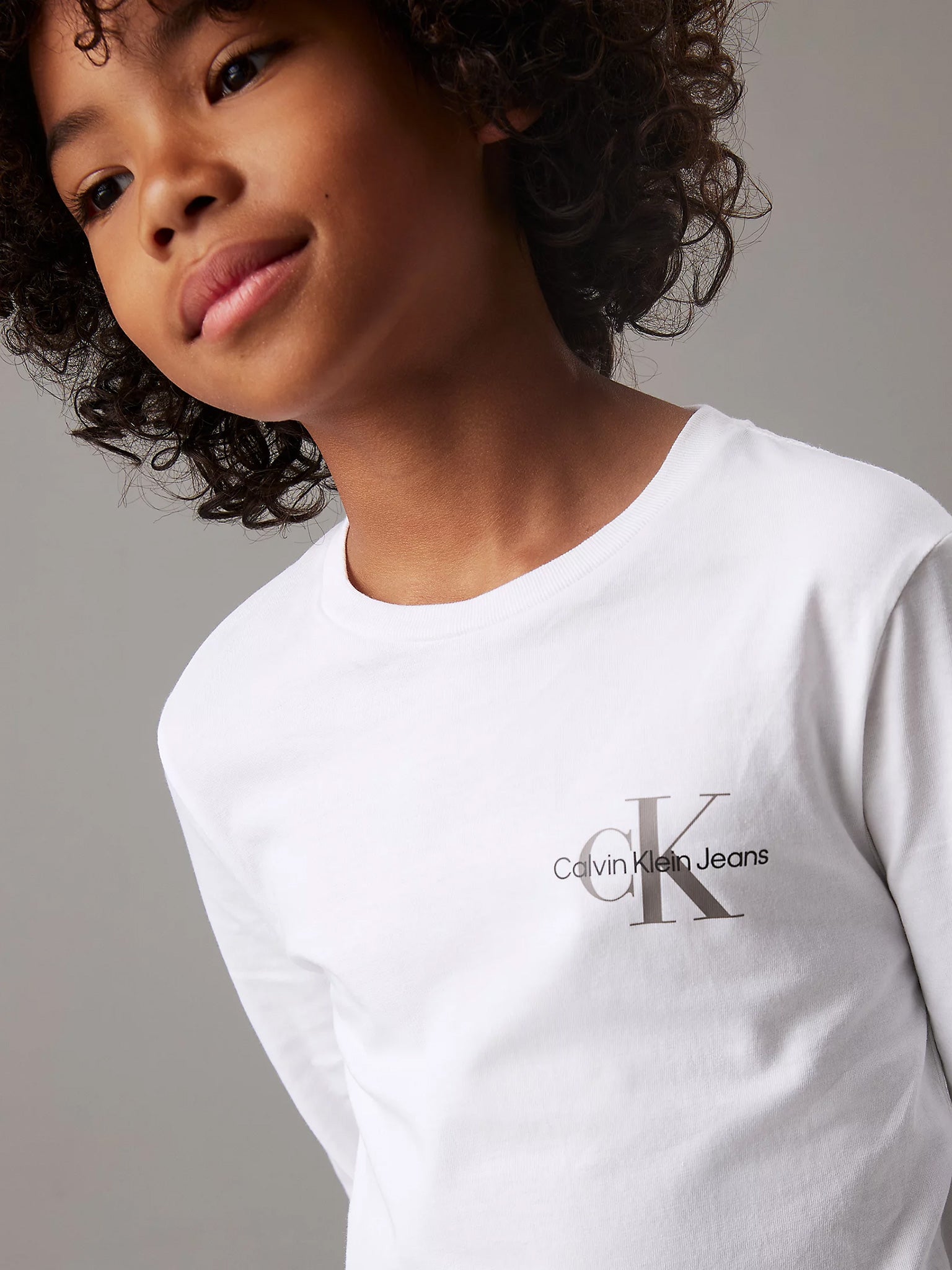 Εφηβική μπλούζα μακό CHEST MONOLOGO LS T-SHIRT IU0IU00677YAF | IU0IU00677YAF