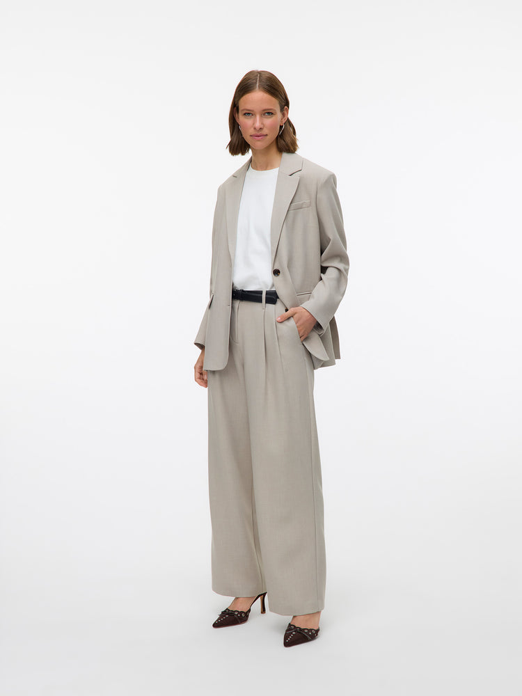 Γυναικεία παντελόνα με ζώνη VMMICHELL MW WIDE BELTED PANT 10336373 | 10336373