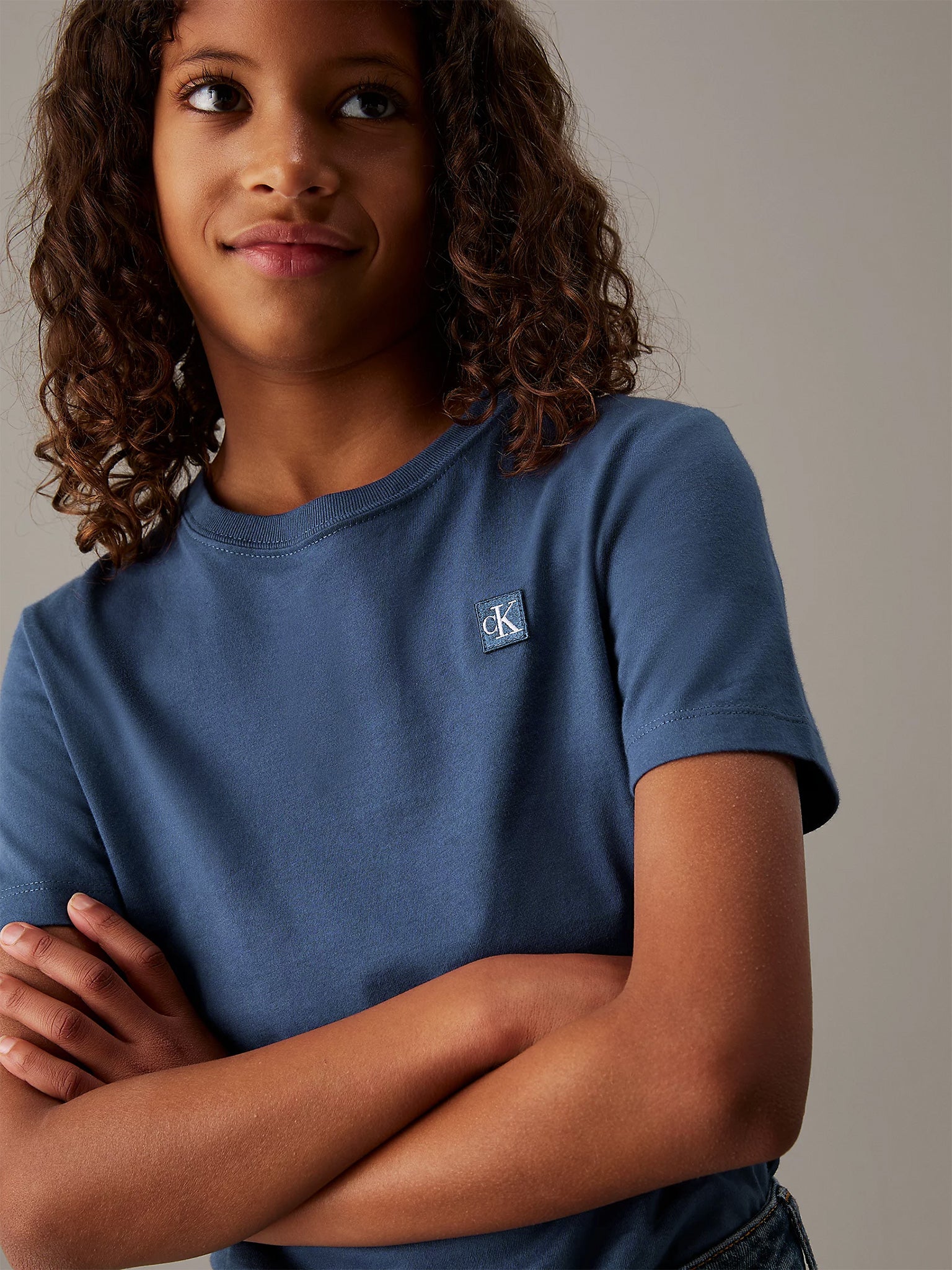 Παιδική μπλούζα μακό MONOGRAM MINI BADGE T-SHIRT IU0IU00543C3I | IU0IU00543C3I