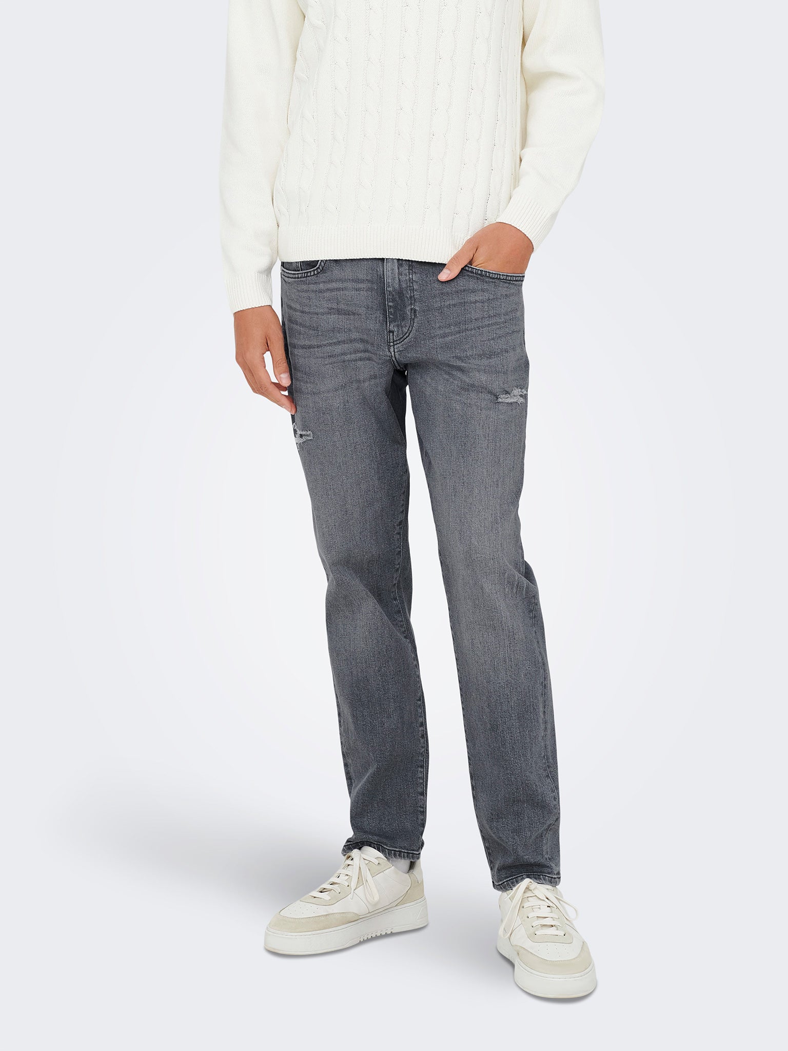 Ανδρικό παντελόνι τζιν με φθορές ONSWEFT REGULAR 4384 EY BOX JEANS 22034384 | 22034384
