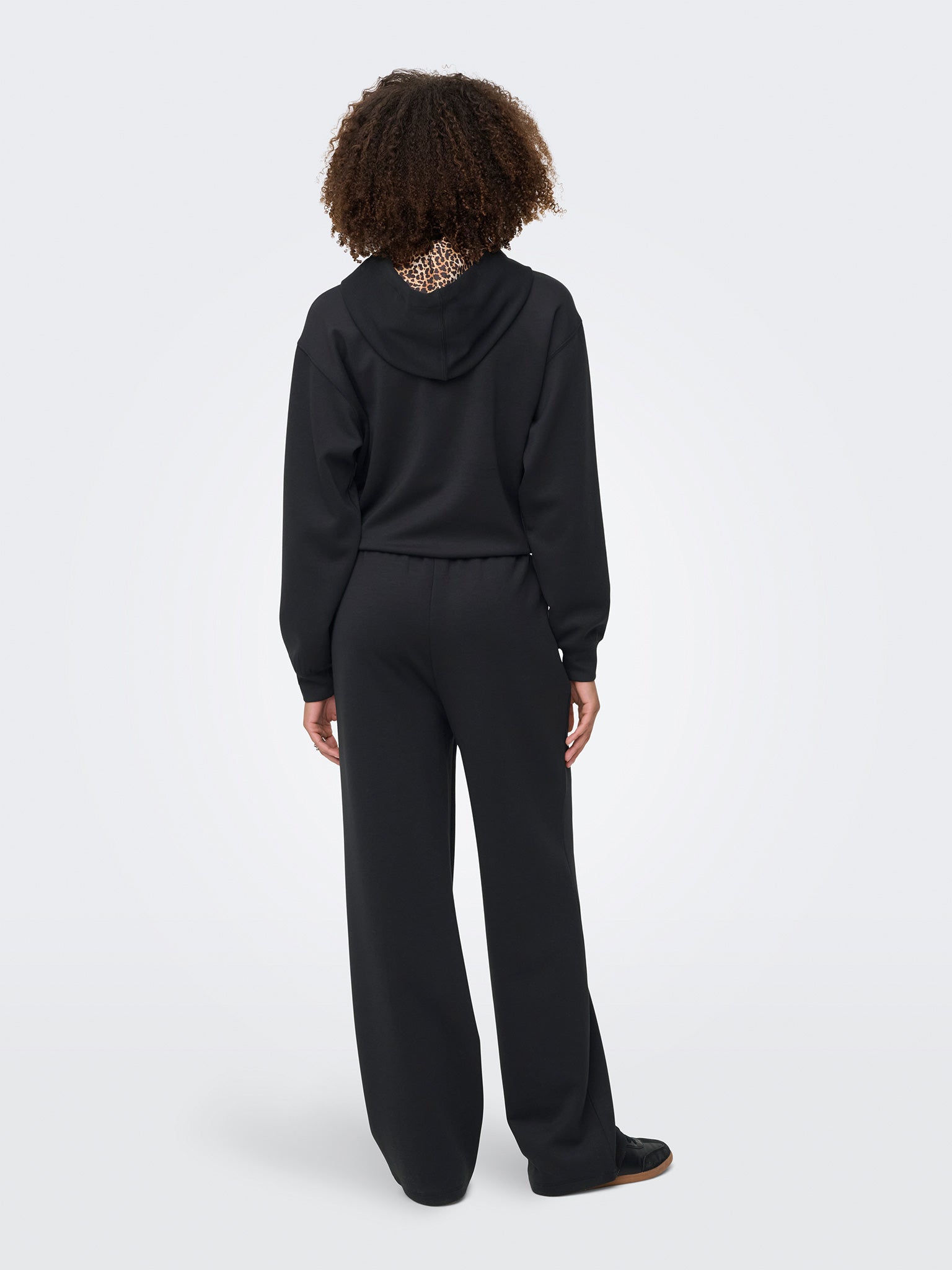 Γυναικείο παντελόνι φόρμας ONLALINA LIFE LEO STRING PANT 15364554 | 15364554