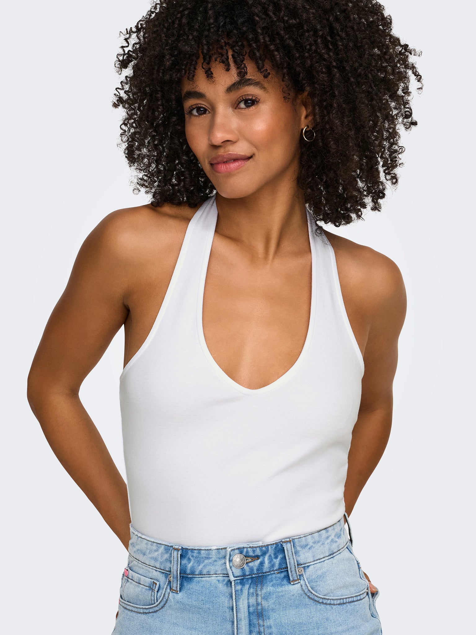 Γυναικεία μπλούζα ve γιακά ONLMALIA S/L TOP BOX JRS 15374843 | 15374843