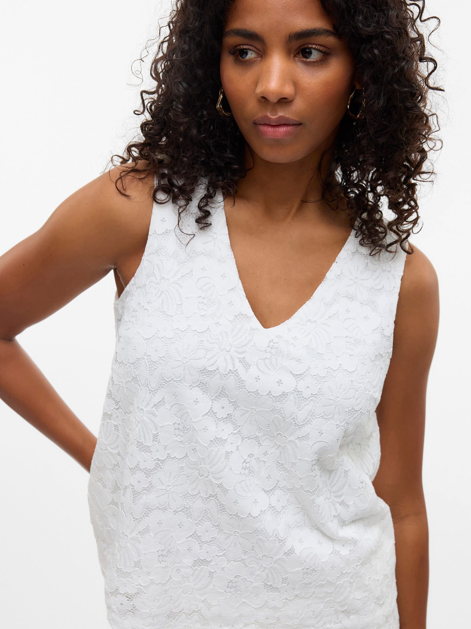 Γυναικείο top δαντέλας VMHONEY LACE SL V-NECK TOP WVN 10330053 | 10330053