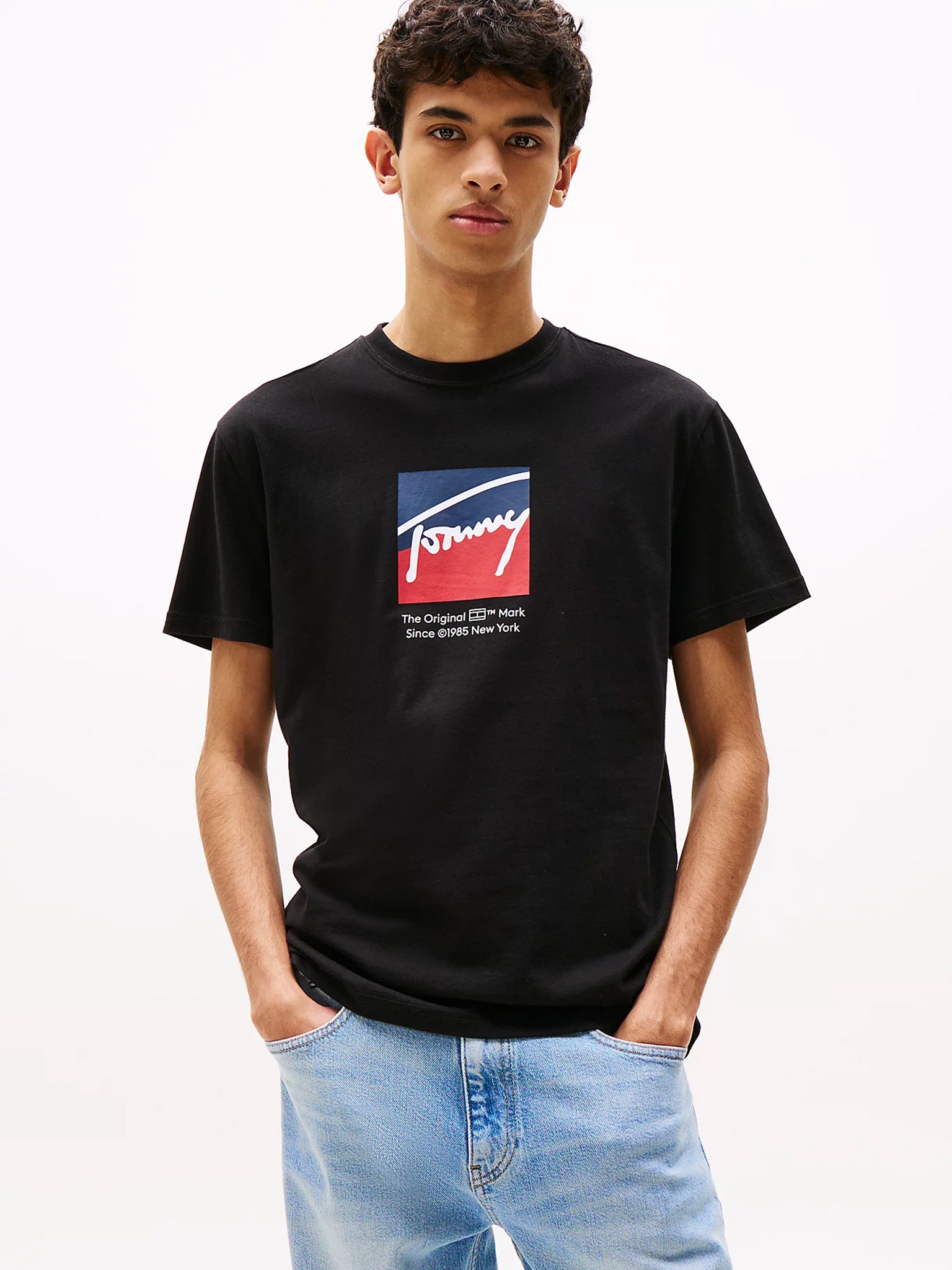 Ανδρικό t-shirt TJM REG RWB DNA DM0DM21940BDS | DM0DM21940BDS
