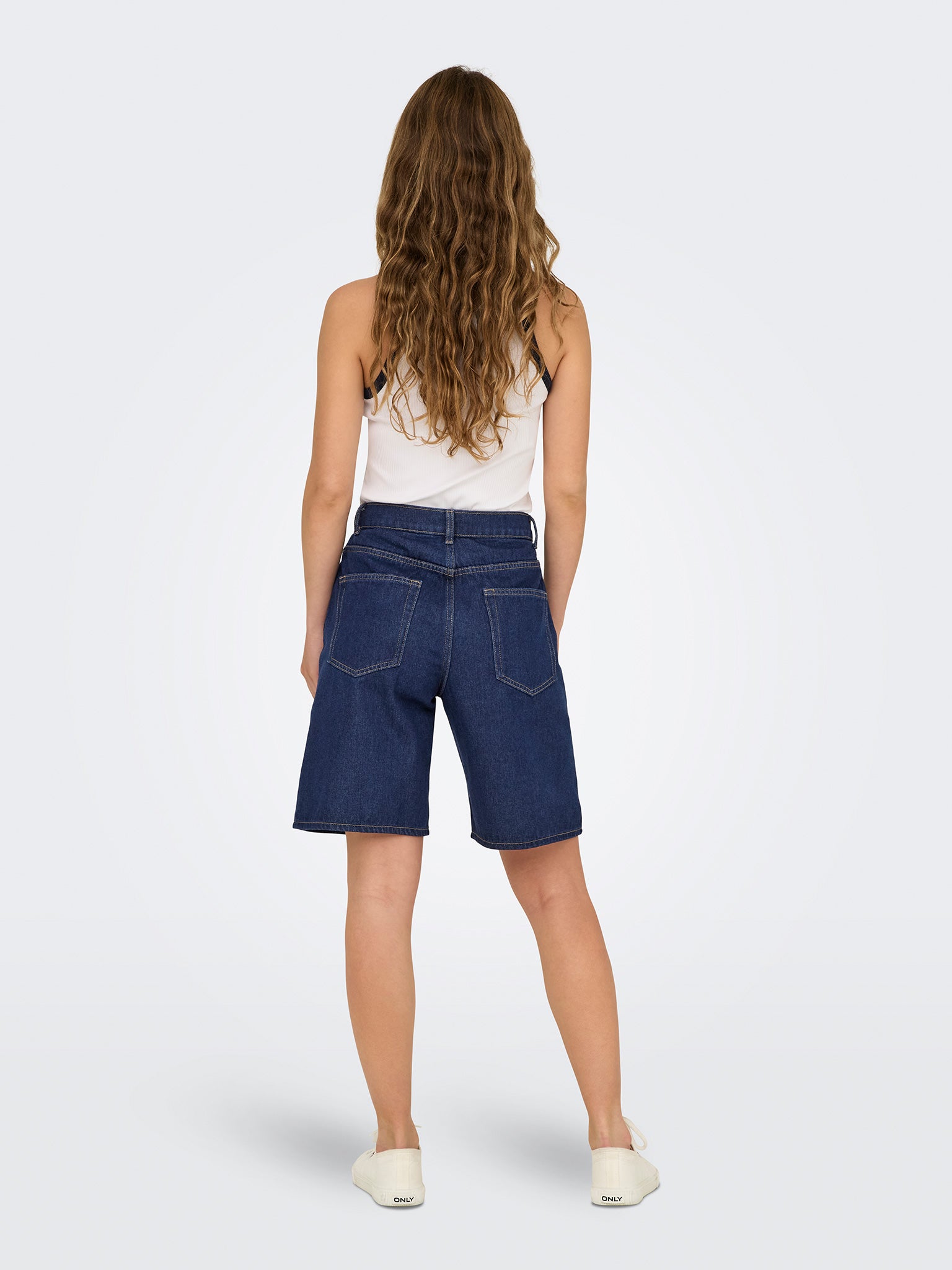 Γυναικεία βερμούδα τζιν dark blue ONLHOPE HW WIDE LEG SHORTS DNM BOX 15357915 | 15357915