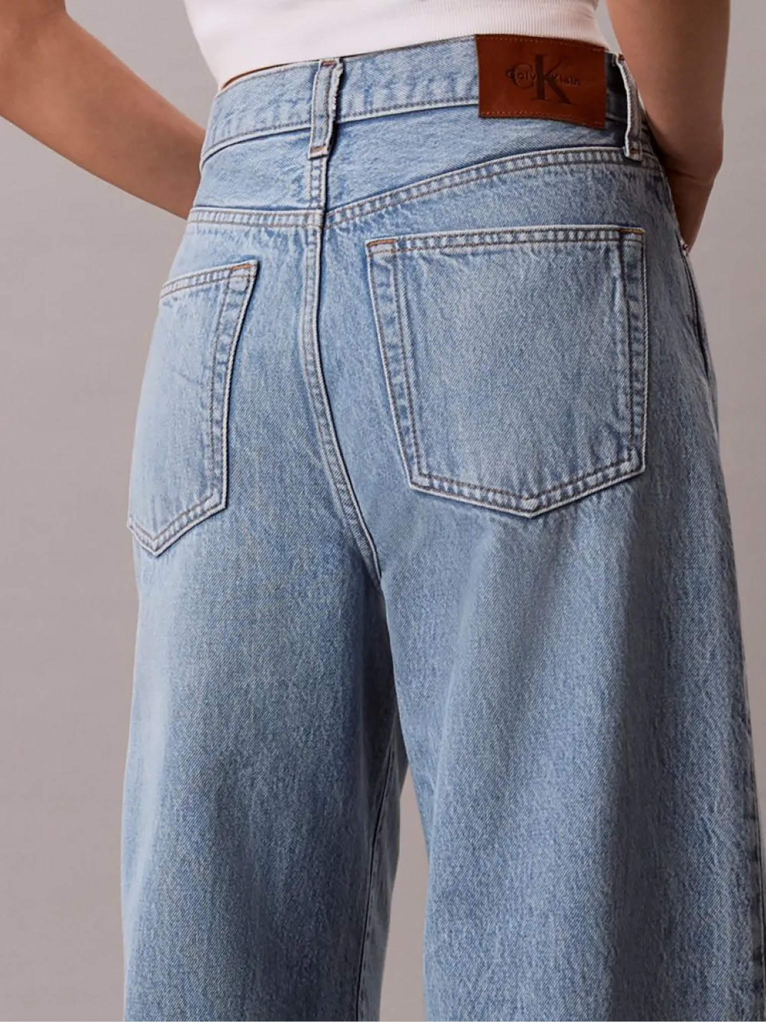 Γυναικείο παντελόνι τζιν THE WIDE LEG SAGE STONE LV047F662GRJK | LV047F662GRJK