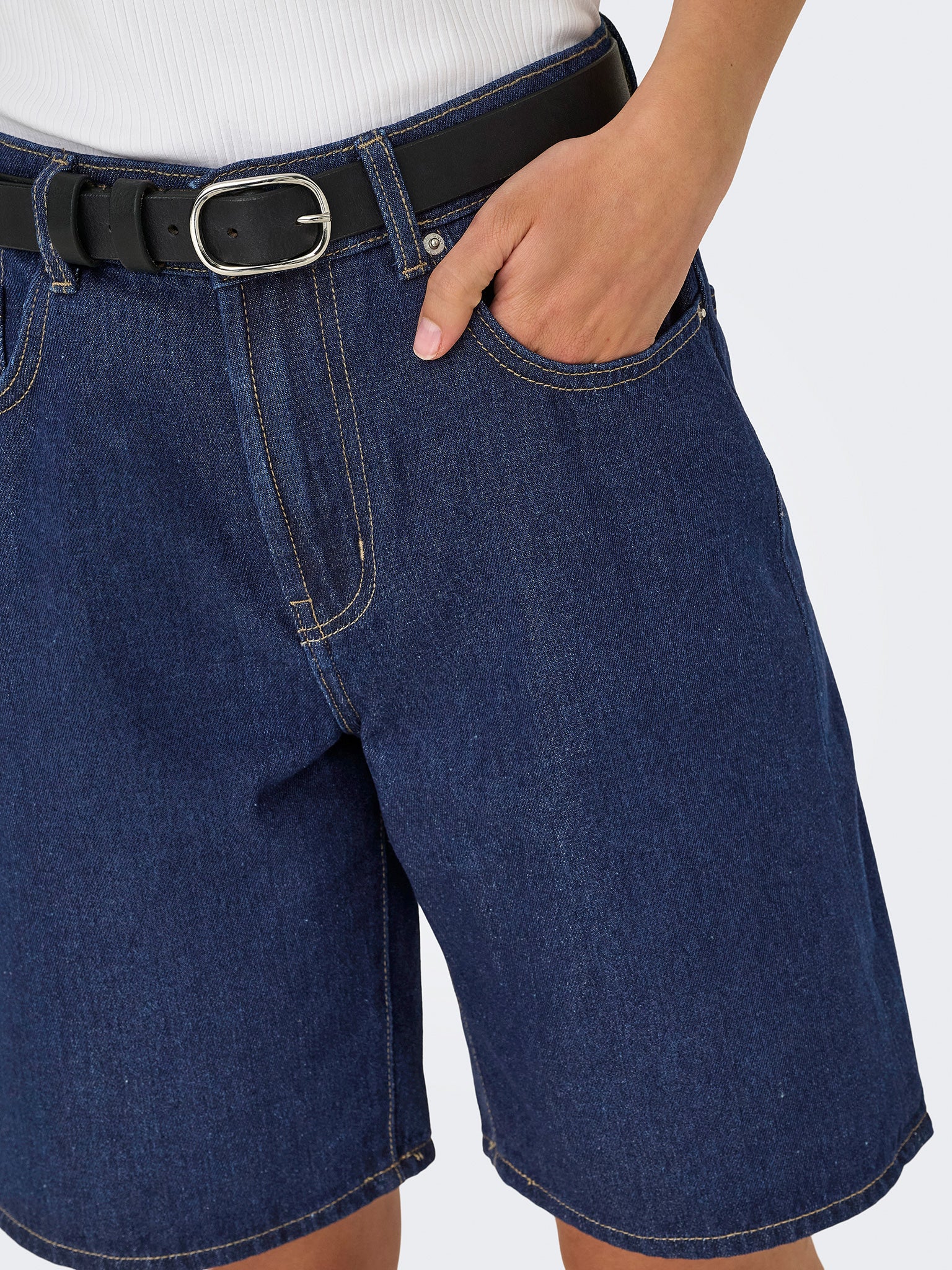 Γυναικεία βερμούδα τζιν dark blue ONLHOPE HW WIDE LEG SHORTS DNM BOX 15357915 | 15357915