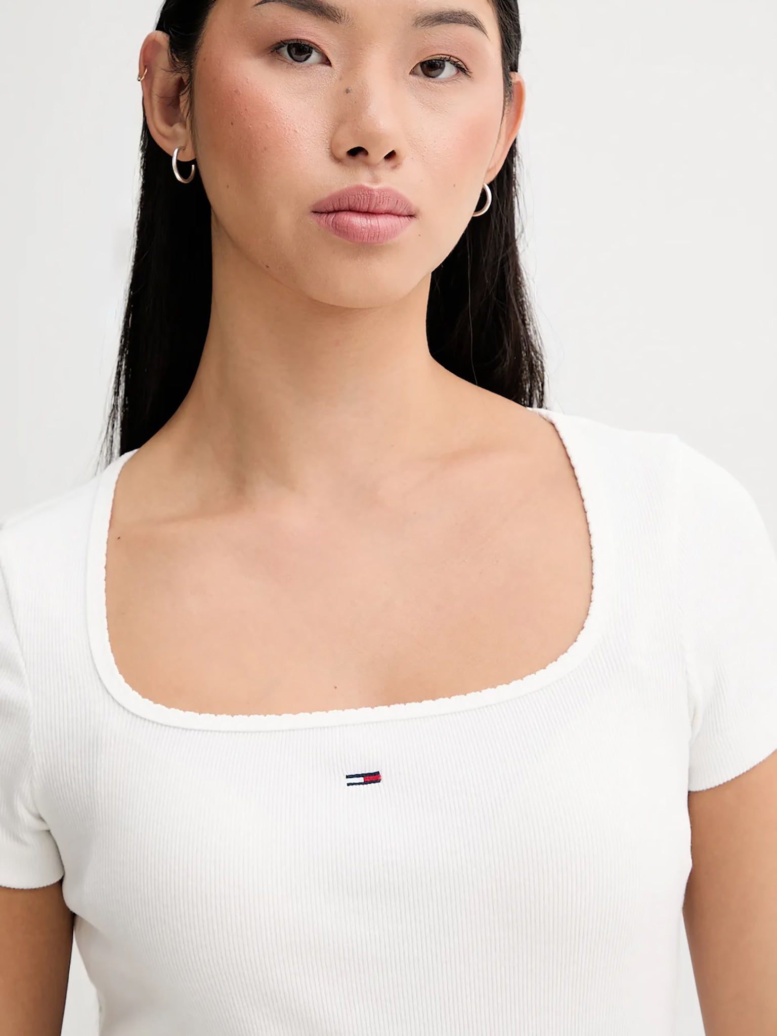 Γυναικεία μπλούζα ριπ TJW SLIM SOFT RIB SS TEE DW0DW21837YBL | DW0DW21837YBL