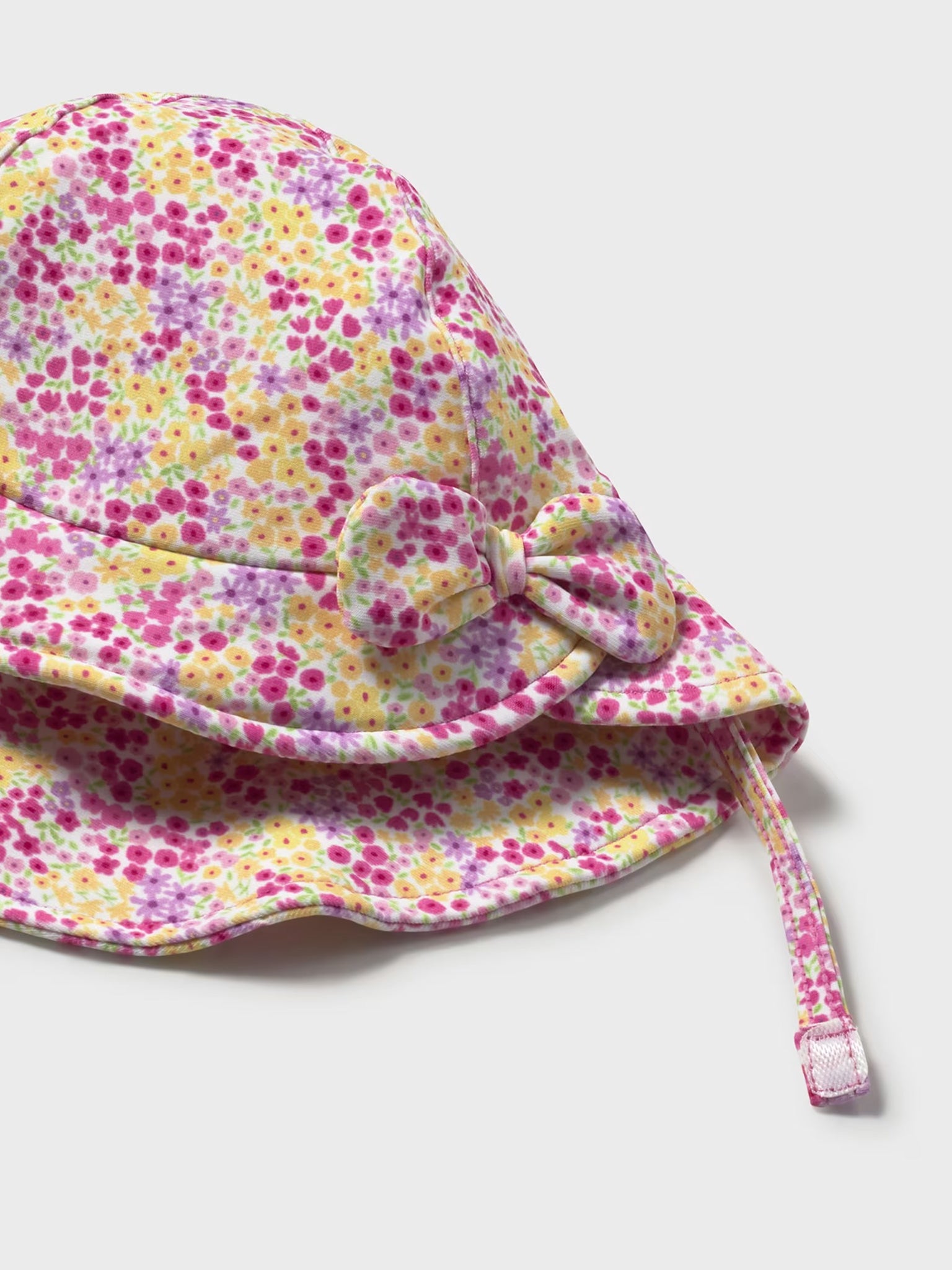 Βρεφικό μαγιό με καπέλο | 26-01620-039