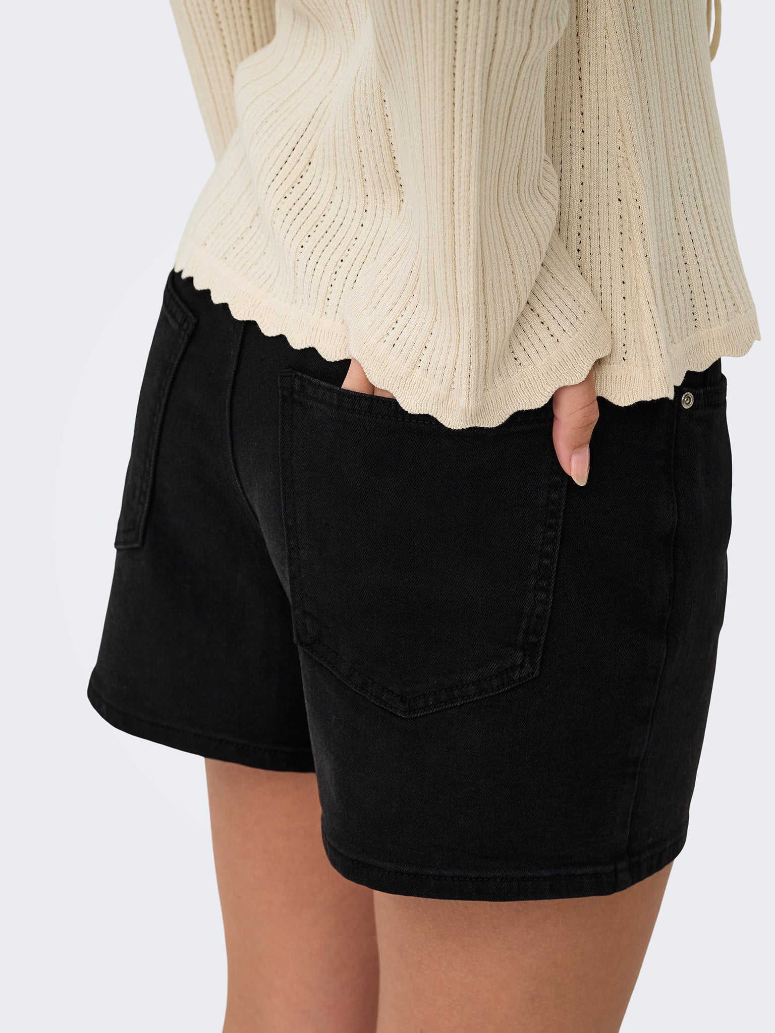 Γυναικείο σορτς τζιν ONLPHINE STRETCH DNM SHORTS 15372986 | 15372986