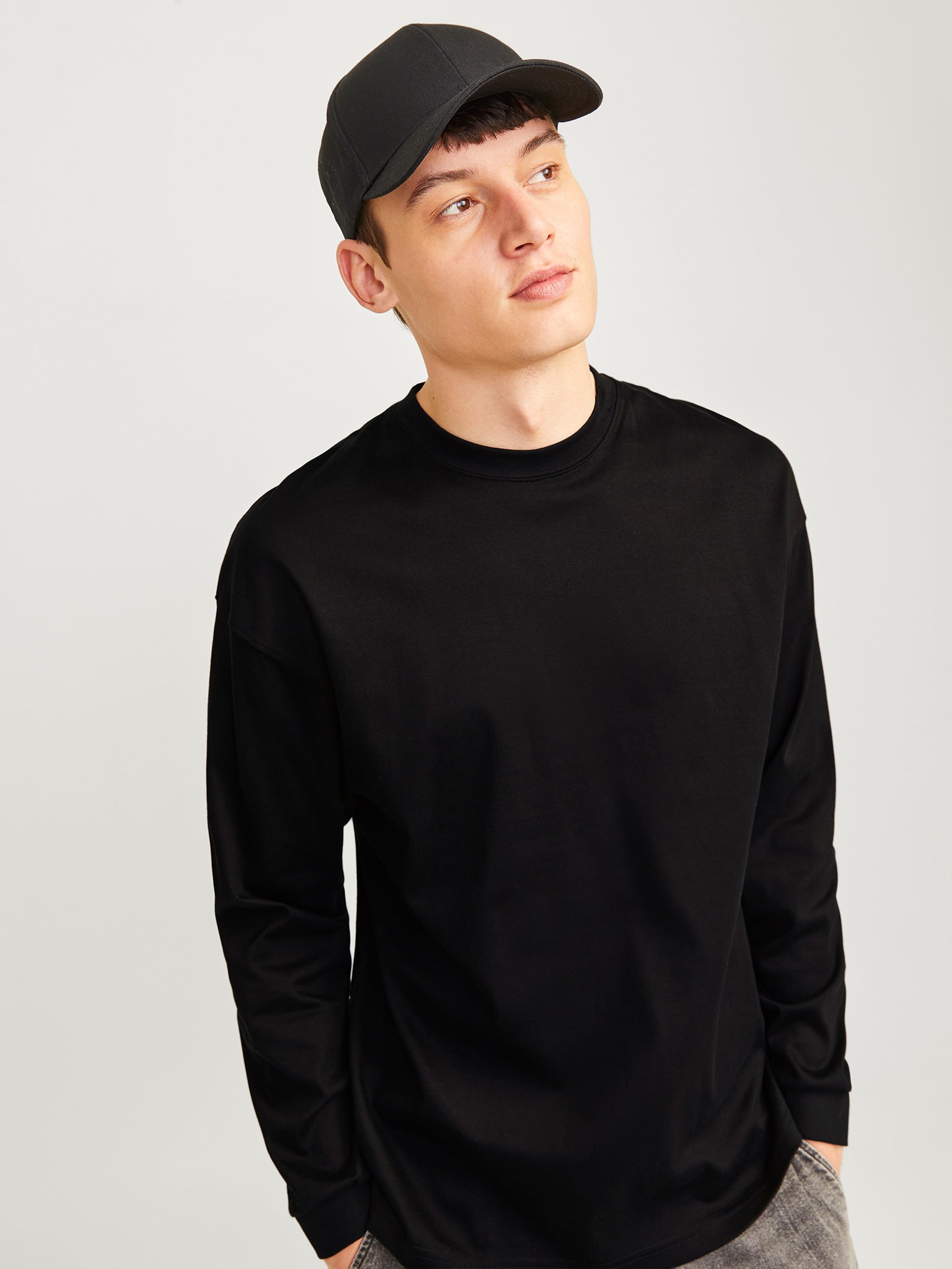 Ανδρική μπλούζα μακό JJEURBAN EDGE TEE LS O-NECK NOOS 12256422 | 12256422