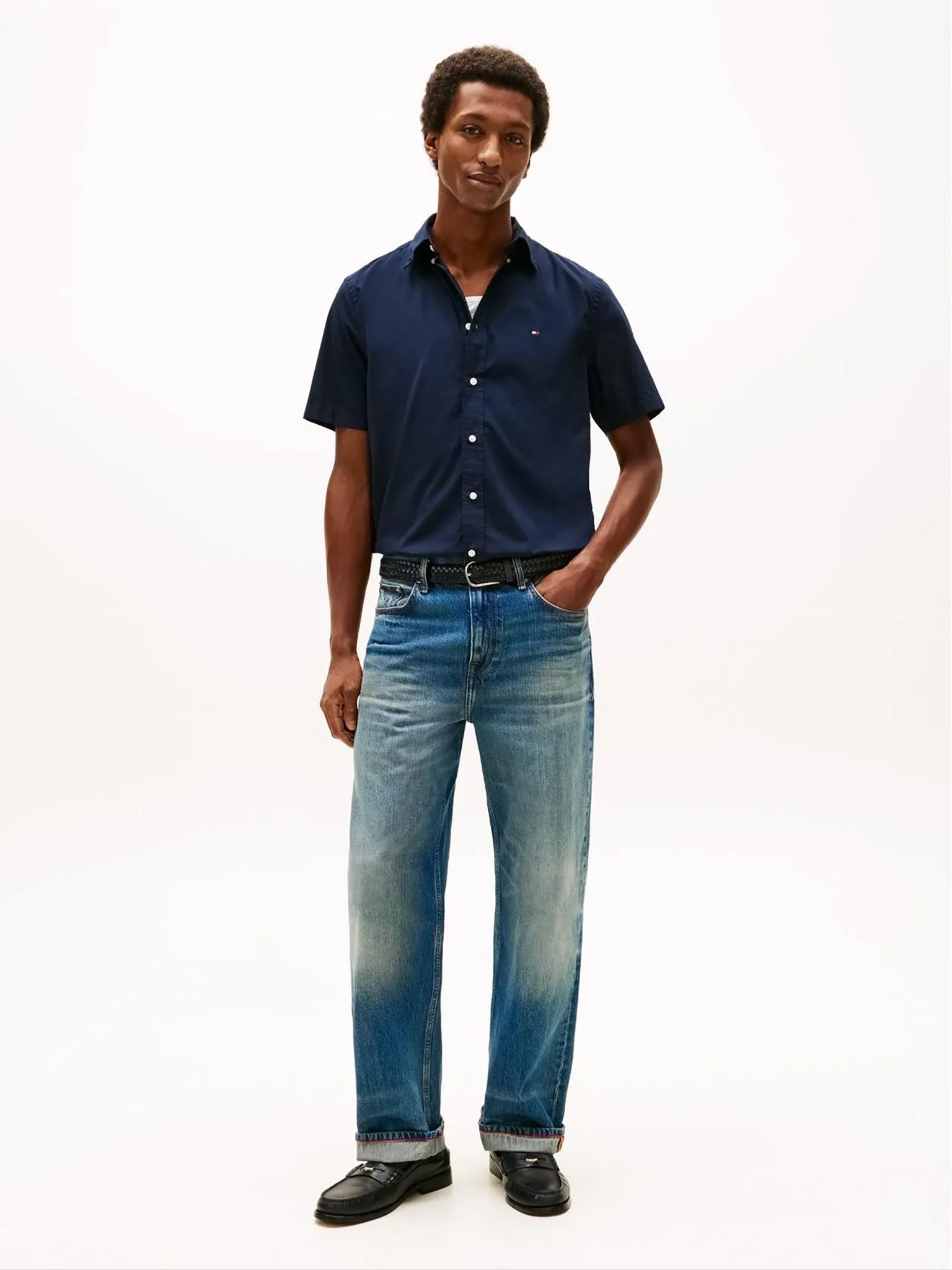Ανδρικό πουκάμισο FLEX POPLIN SOLID S/S SHIRT MW0MW42248DW5 | MW0MW42248DW5