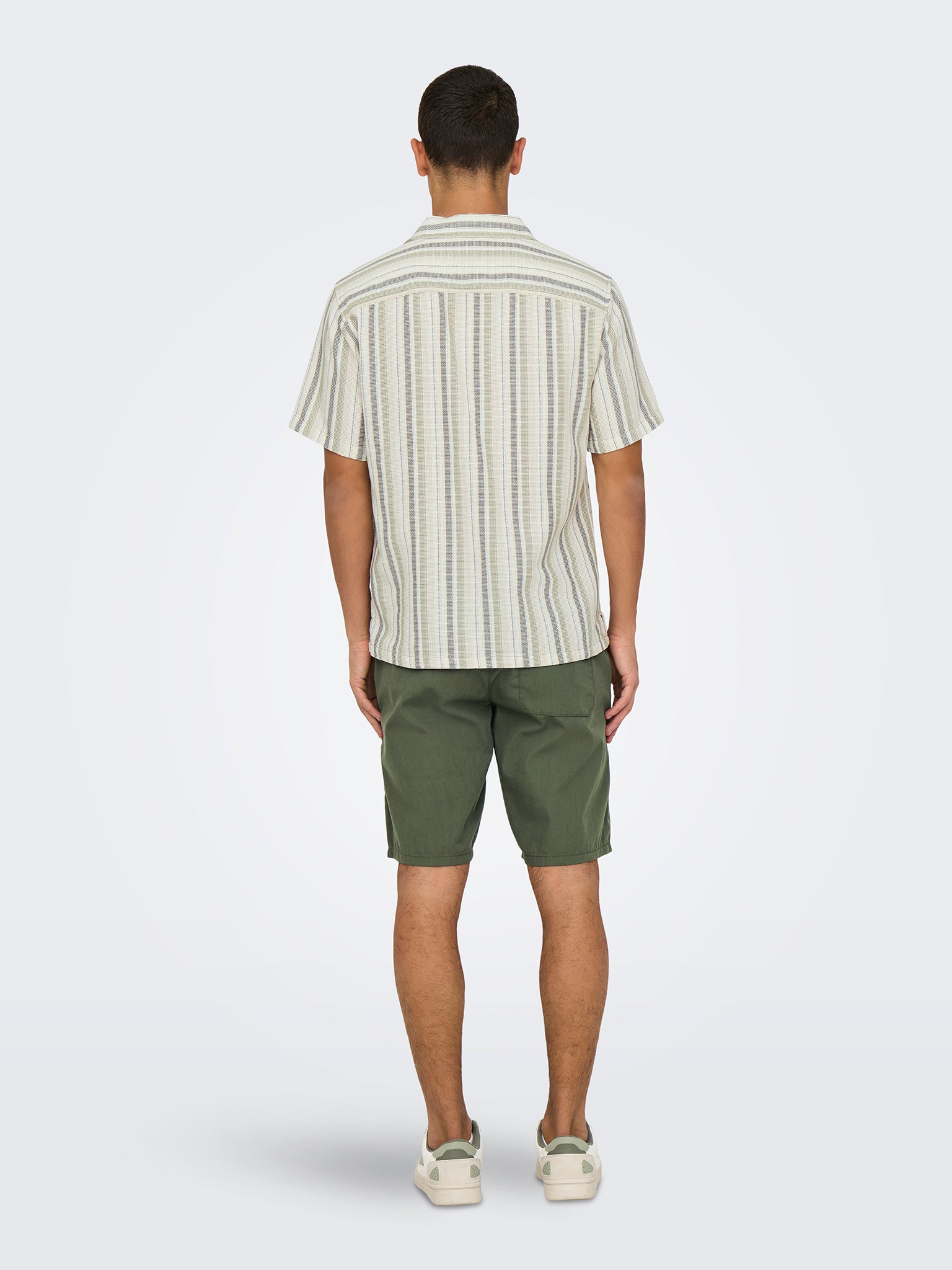 Ανδρικό πουκάμισο με ρίγες ONSTREV LIFE REG STRIPE SS SHIRT NOOS 22025659 | 22025659