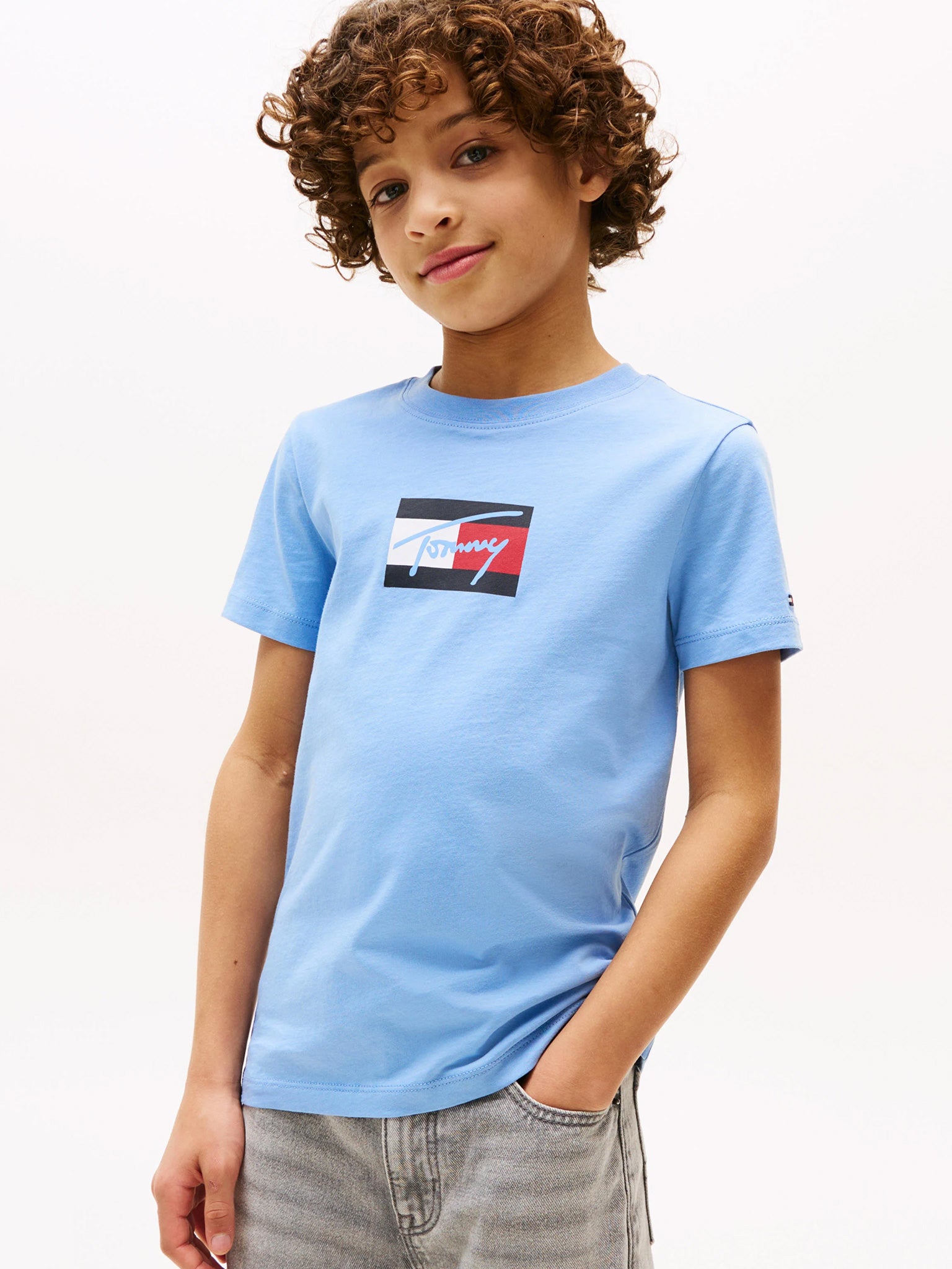 Παιδική μπλούζα μακό TOMMY SCRIPT FLAG PRINT TEE SS KB0KB09725C14 | KB0KB09725C14