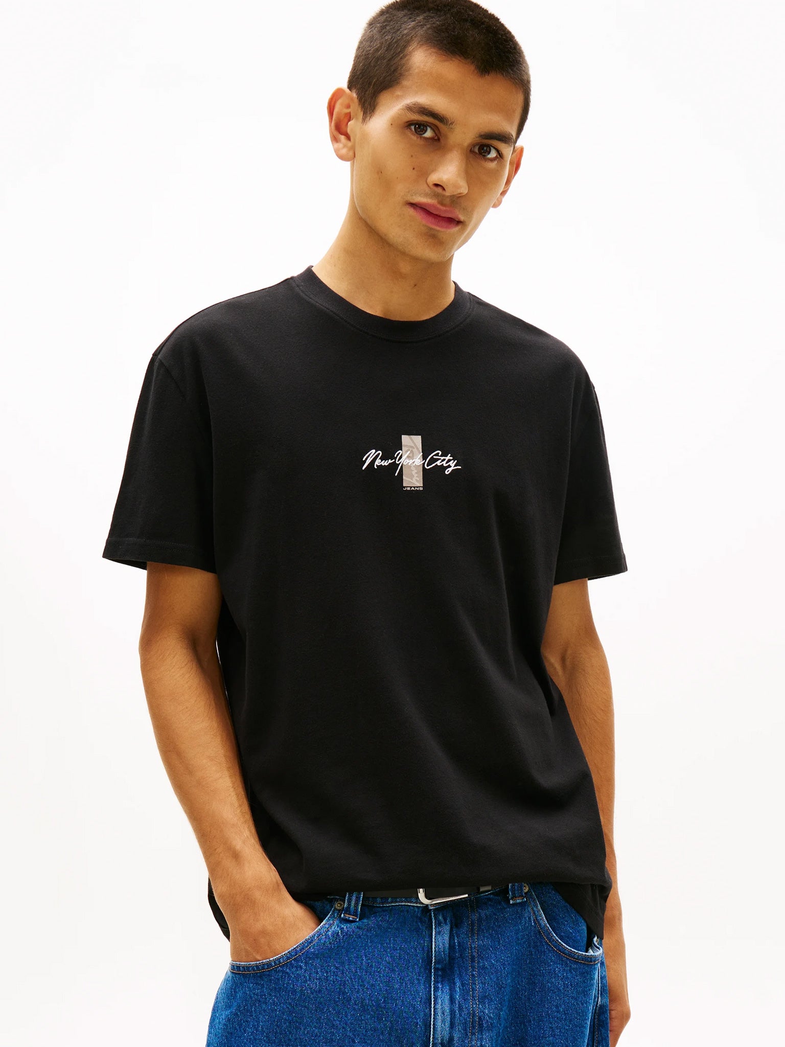 Ανδρικό t-shirt TJM REG SIGN BLOCK SS TEE EXT DM0DM22532BDS | DM0DM22532BDS