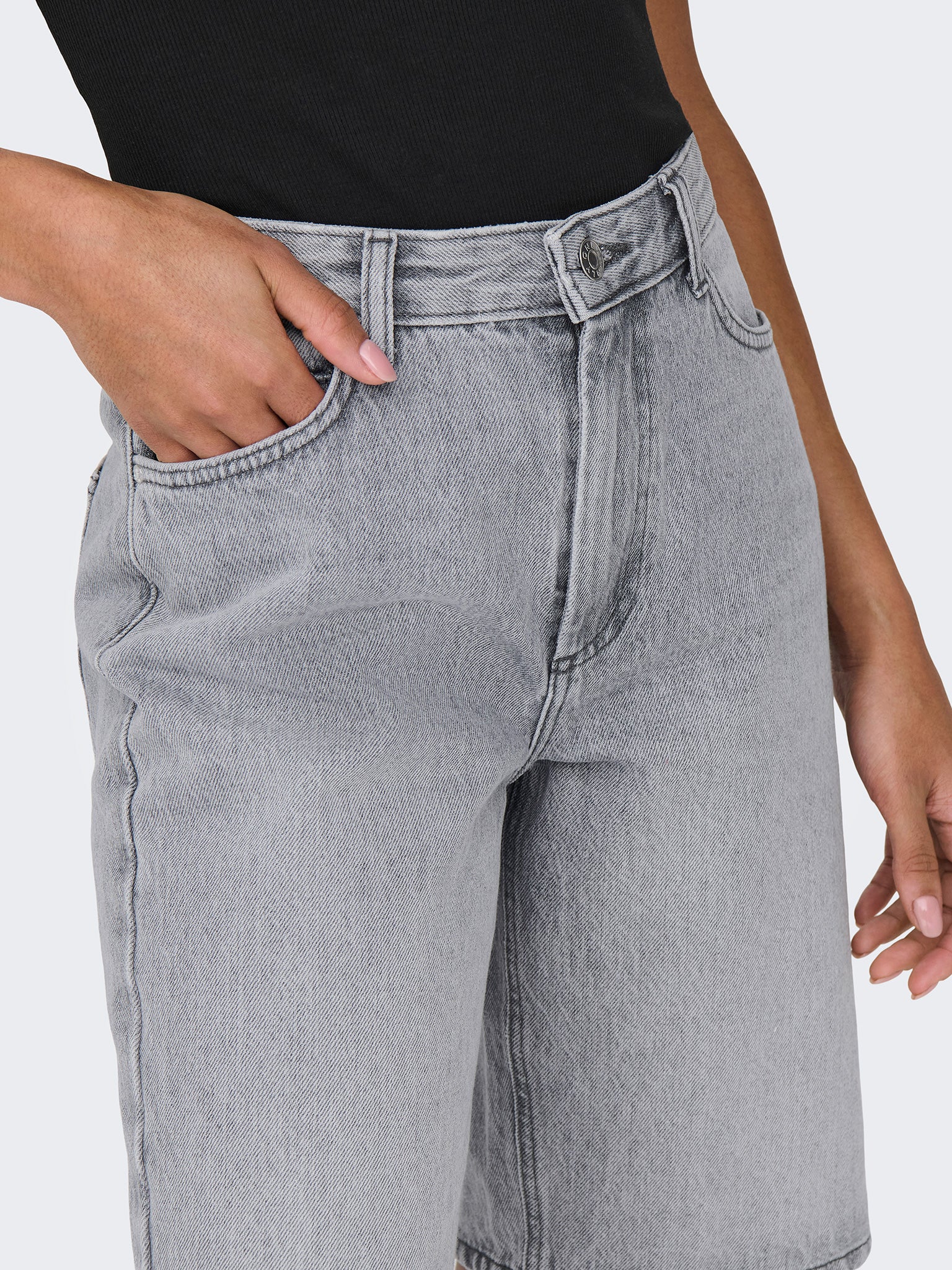 Γυναικείο σορτς τζιν ONLSONNY HW WIDE DNM SHORTS NOOS 15256709 | 15256709