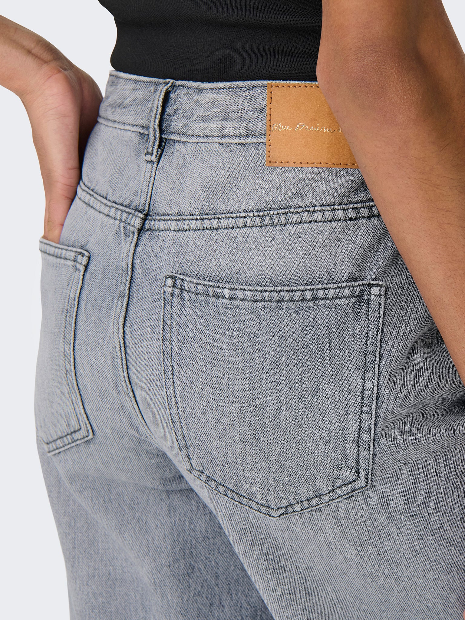 Γυναικείο σορτς τζιν ONLSONNY HW WIDE DNM SHORTS NOOS 15256709 | 15256709