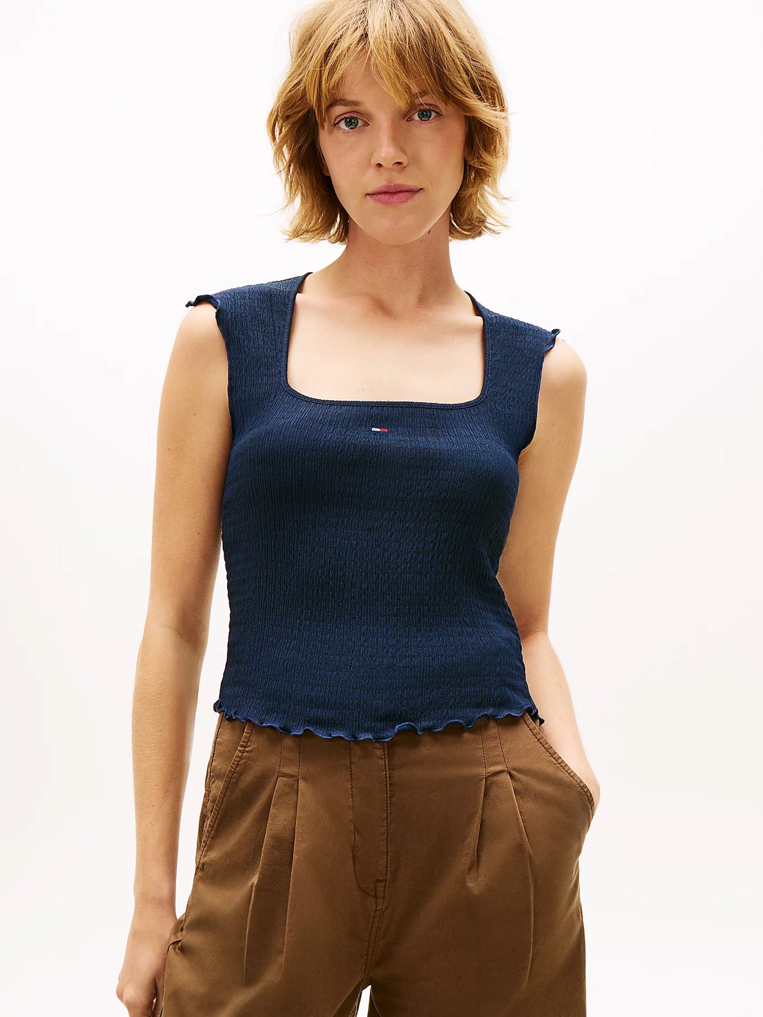 Γυναικεία μπλούζα γκοφρέ TJW SLIM SH SQUARE NCK SMOCK TOP DW0DW22220C1G | DW0DW22220C1G