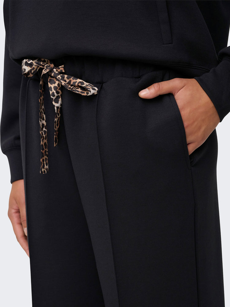 Γυναικείο παντελόνι φόρμας ONLALINA LIFE LEO STRING PANT 15364554 | 15364554