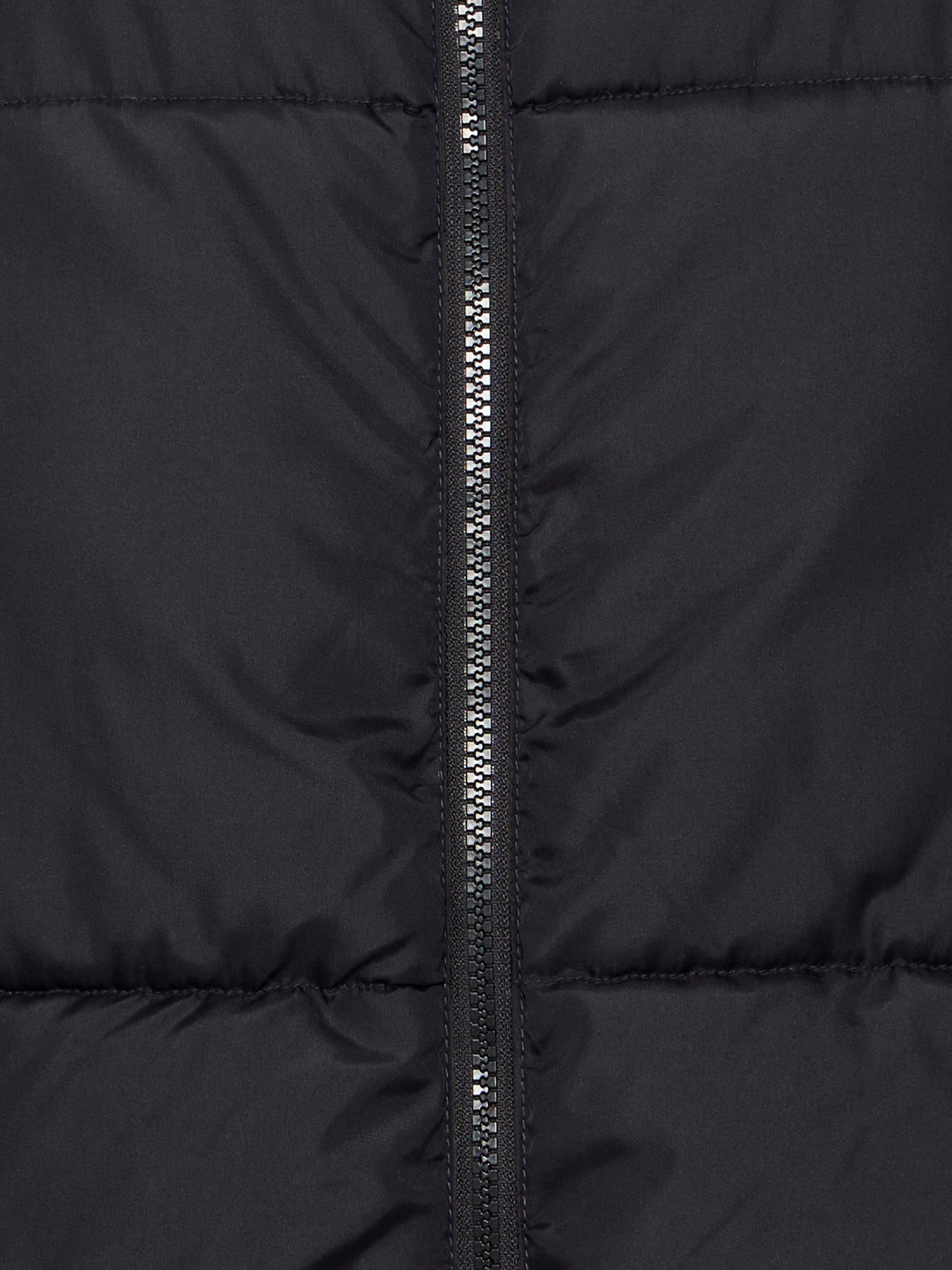 10256525-330_4.jpg