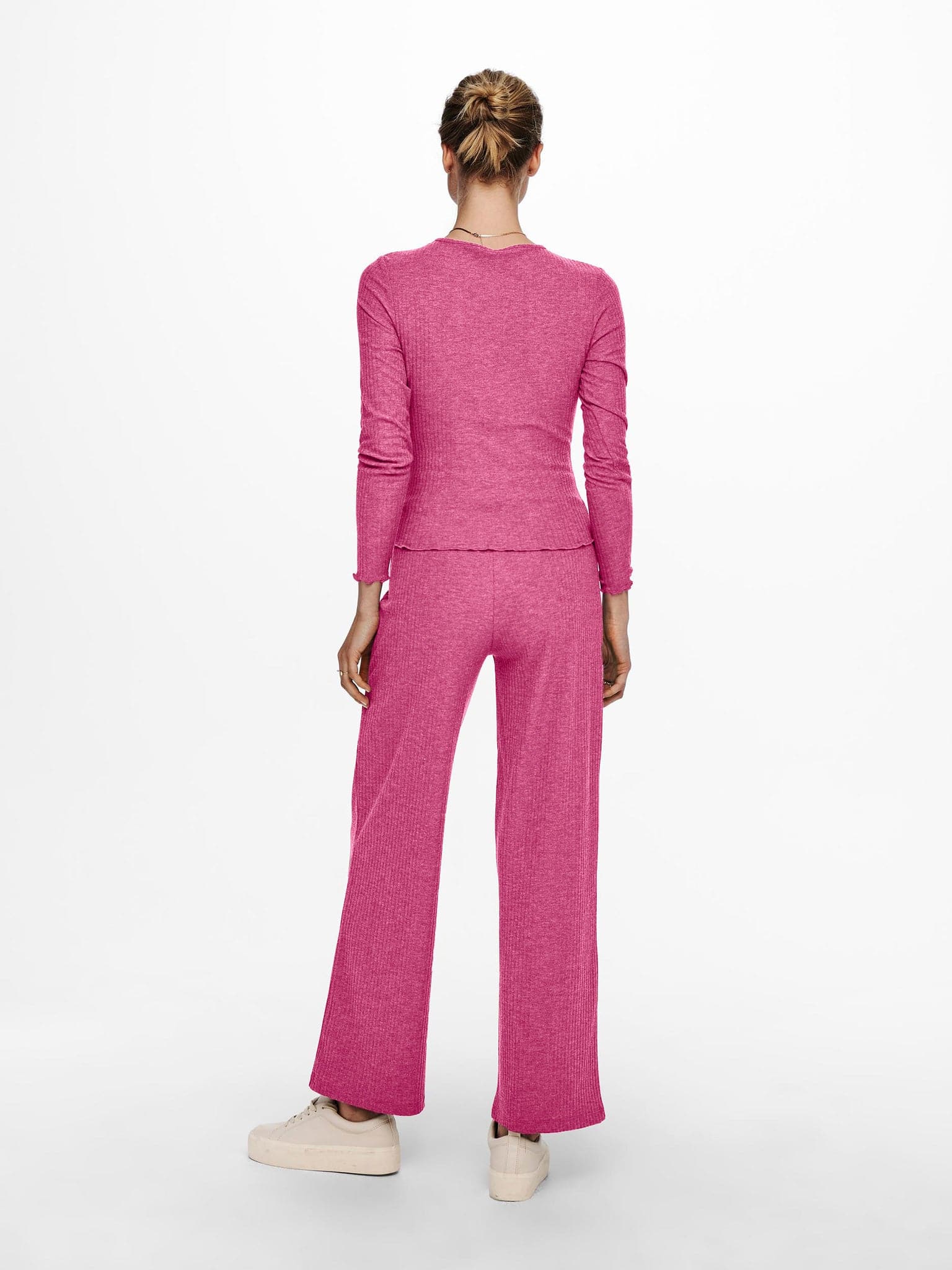 Γυναικεία μπλούζα ONLNELLA L/S O-NECK RIB TOP NOOS 15243749 | 15243749