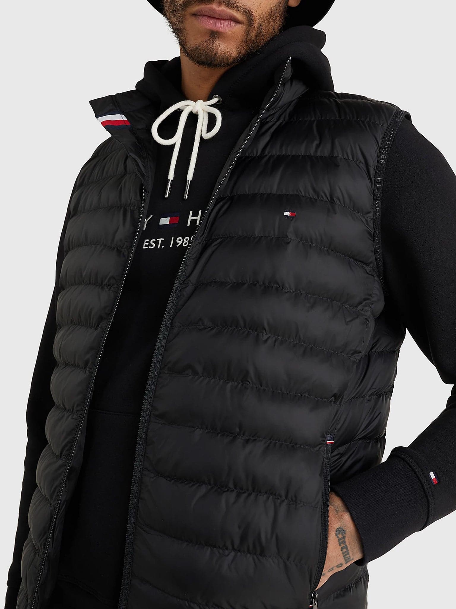 Ανδρικό γιλέκο PACKABLE PADDED RECYCLED VEST MW0MW18762BDS | MW0MW18762BDS