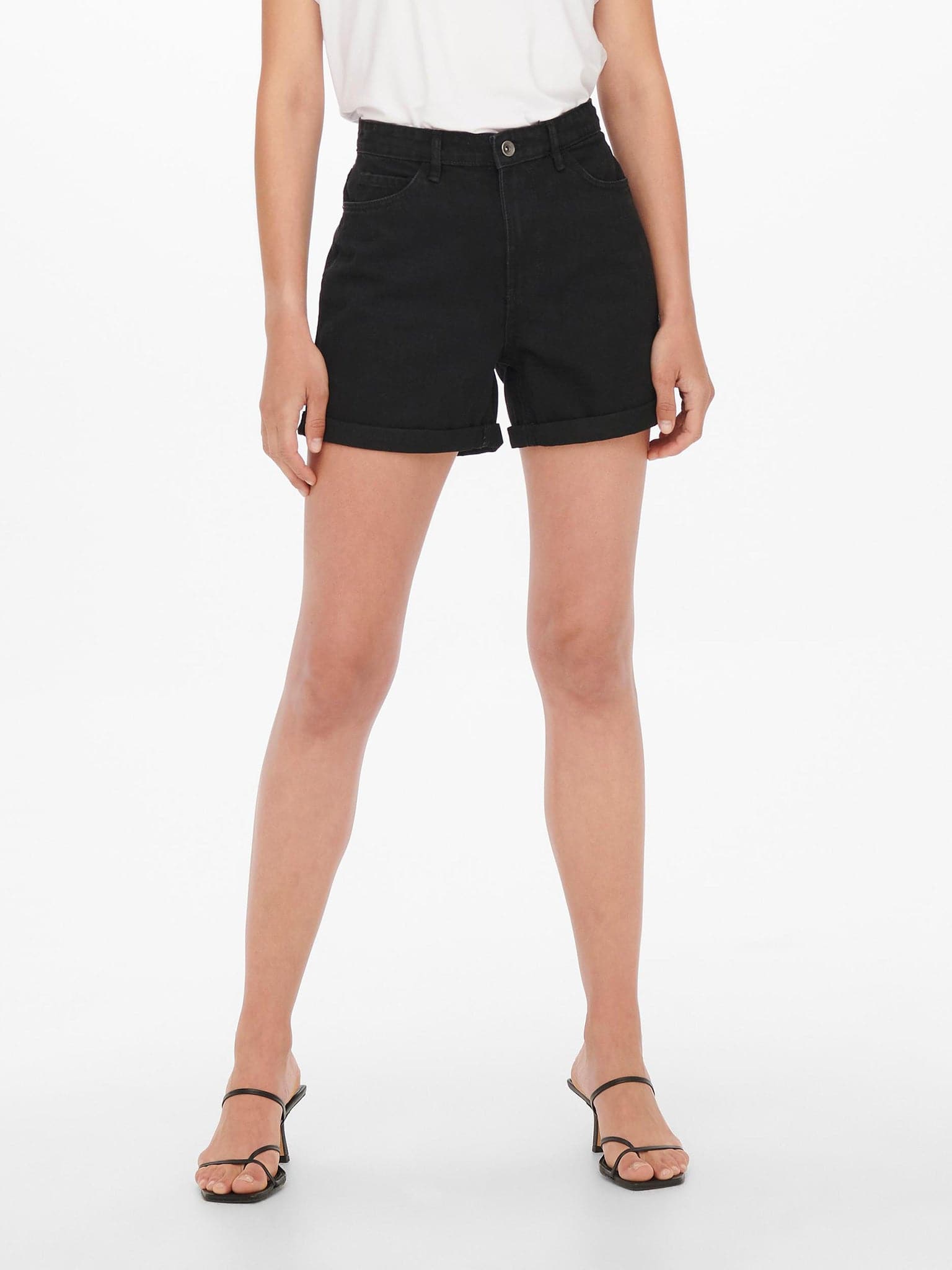 Γυναικείο τζιν σορτς ONLVEGA HW MOM DNM SHORTS NOOS 15230571 | 15230571
