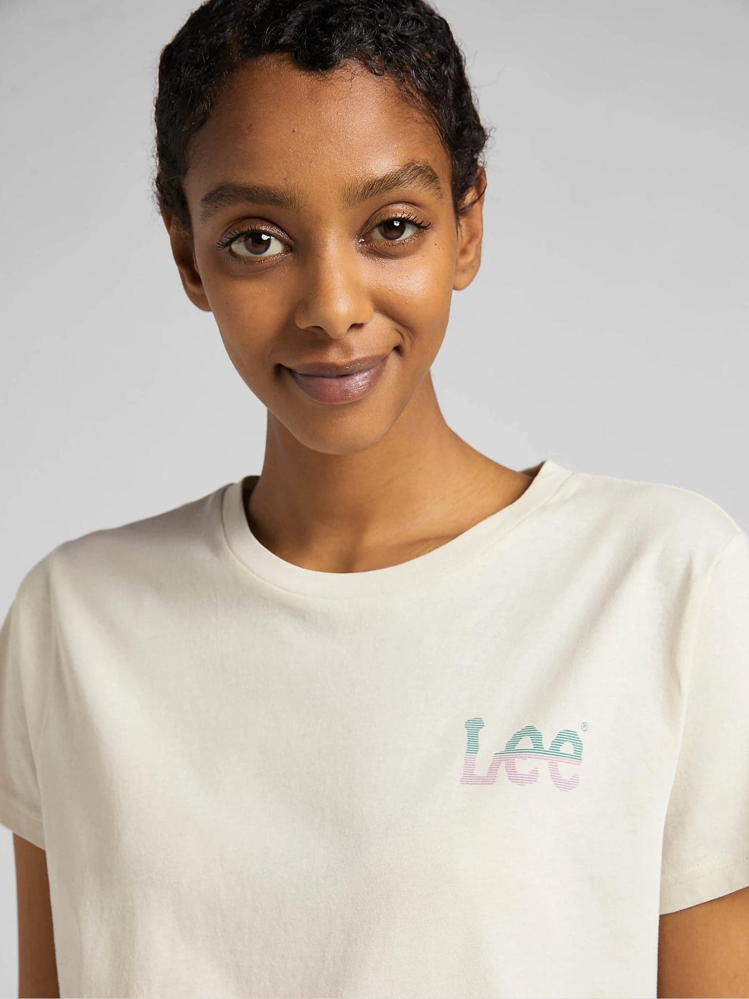 Γυναικείο t-shirt SMALL LOGO TEE ECRU L43KEHNQ | L43KEHNQ