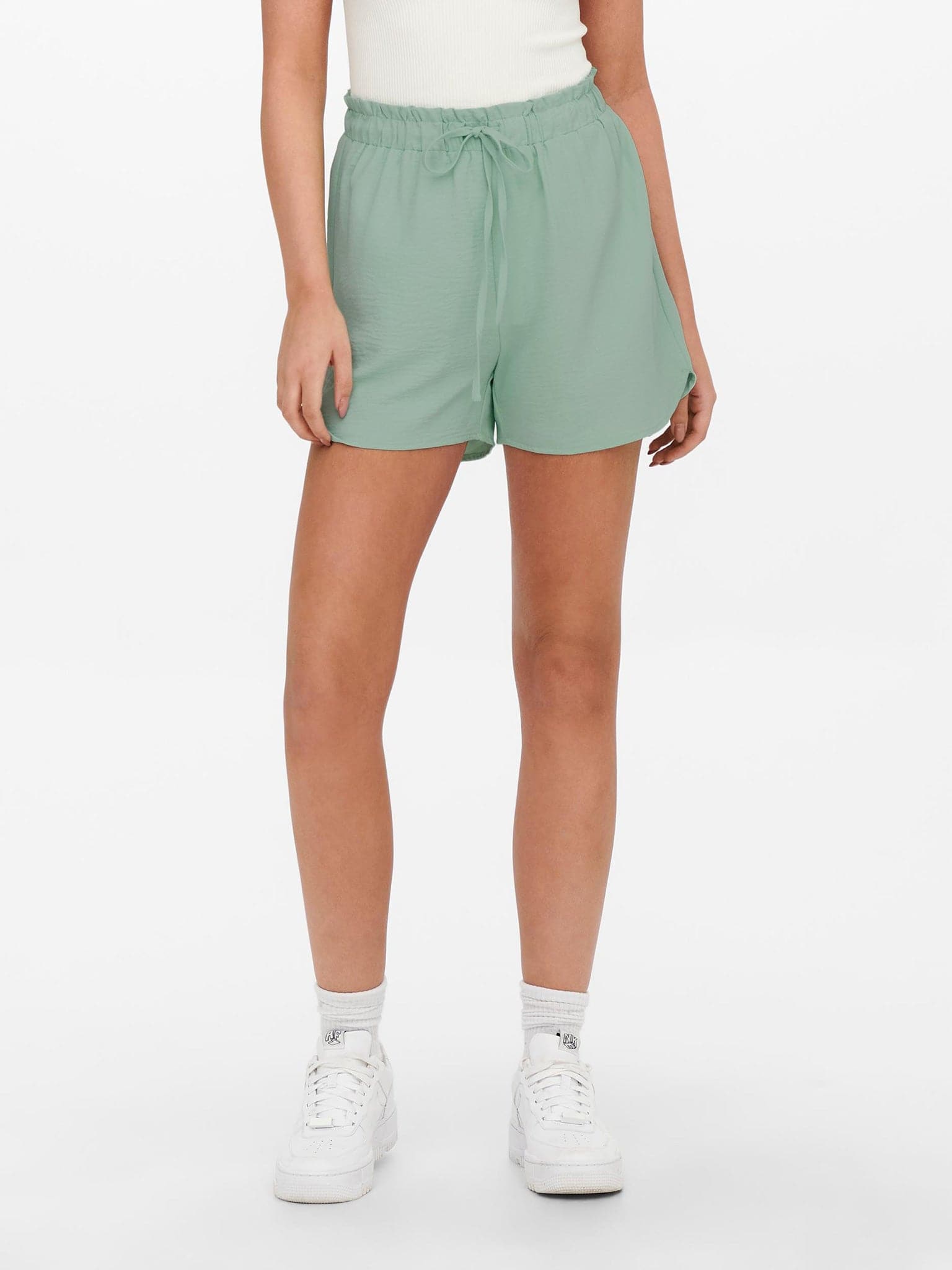 Γυναικείο σορτς ONLMETTE SHORTS WVN 15250165 | 15250165