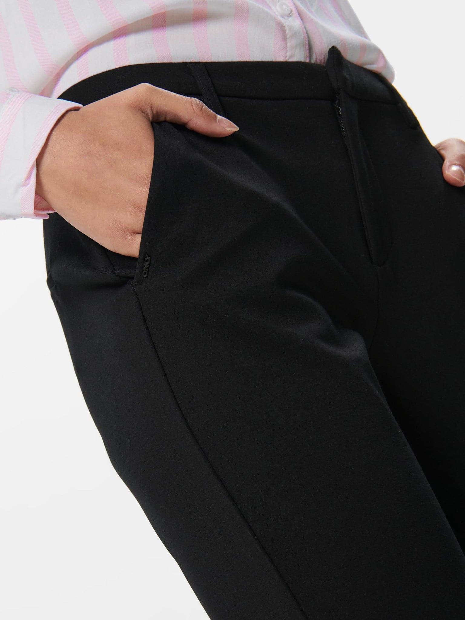 Γυναικείο παντελόνι στενή γραμμή | 15175125